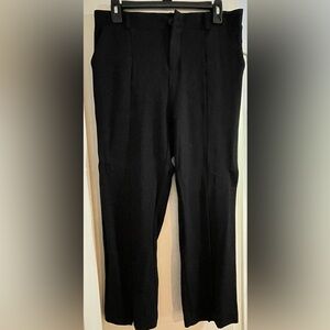 Elegant Black Cropped Pants